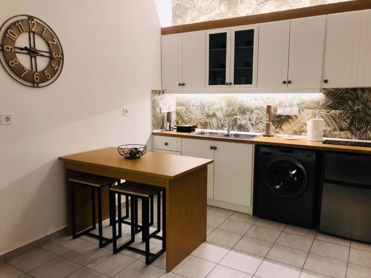 Apartament Benaki Balsam Kalamata Zewnętrze zdjęcie